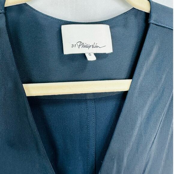 3.1 Phillip Lim Button Down Sleeveless Tie Side Vest Blouse Navy Blue Size 0 - Picture 6 of 6
